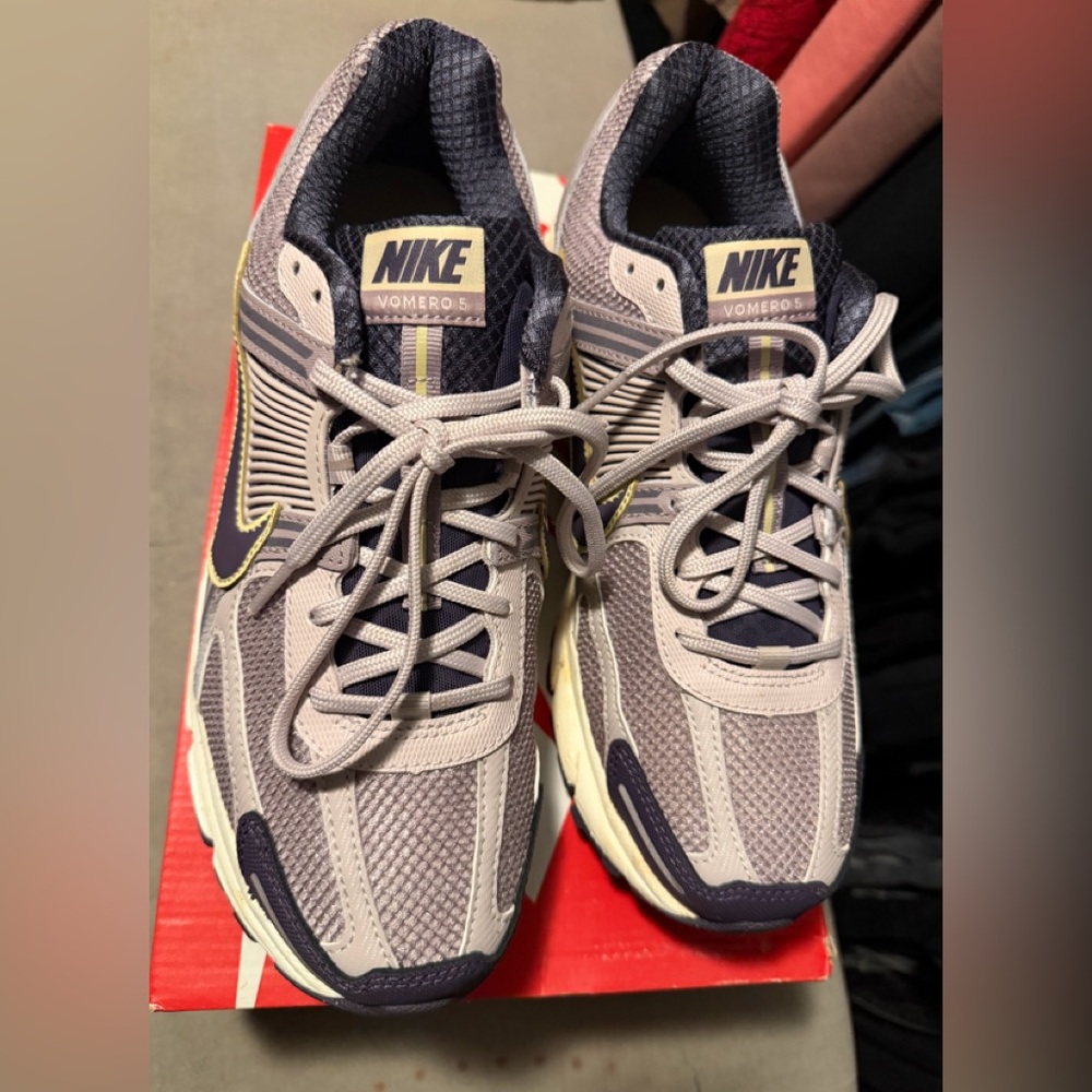 Nike Zoom Vomero 5
